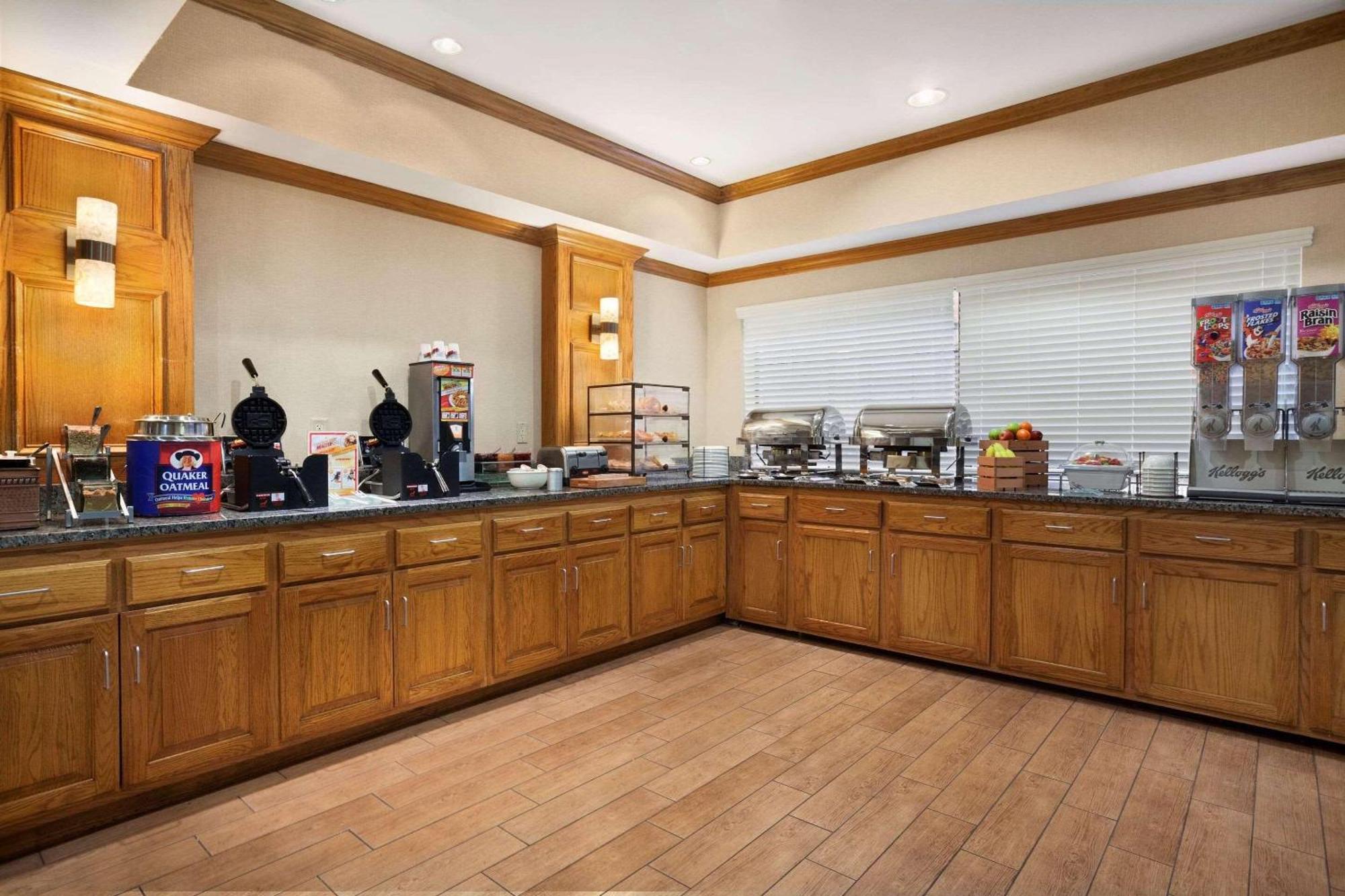 Country Inn & Suites By Radisson, Lubbock, Tx Luaran gambar
