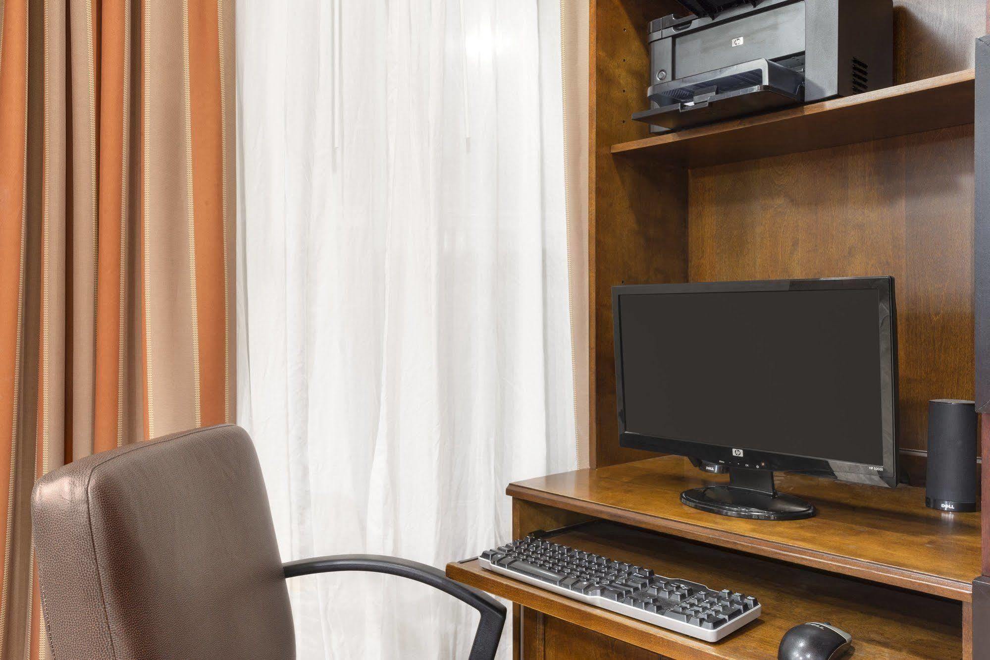 Country Inn & Suites By Radisson, Lubbock, Tx Luaran gambar